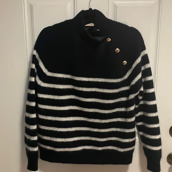 Sezane Sweaters - Sezane Trudy Jumper size medium. Super kid mohair and wool long sleeve sweater.